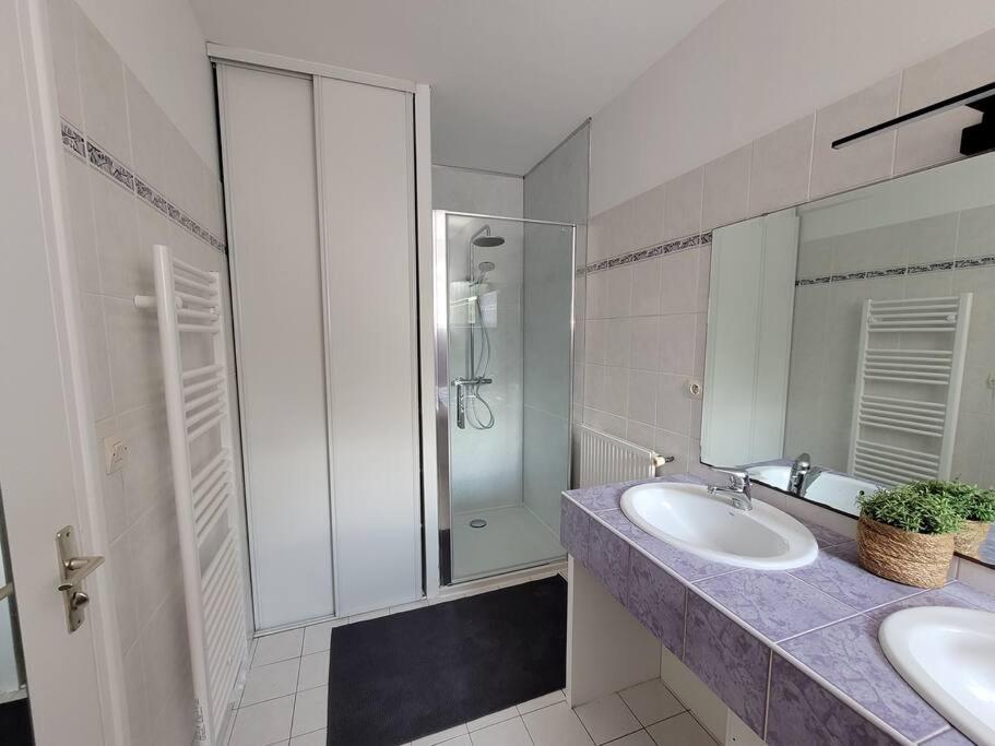 Logement 2 A 4 Pers - Moulin Plouguenast-Langast Buitenkant foto